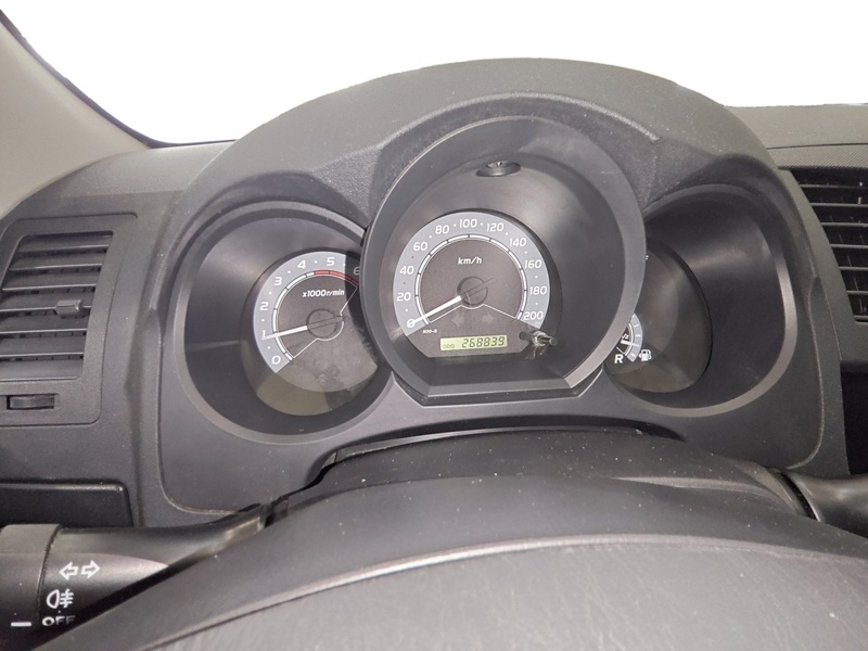 Toyota Hilux vaihtoauto