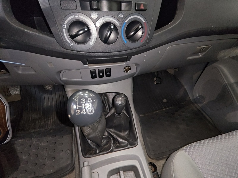 Toyota Hilux vaihtoauto