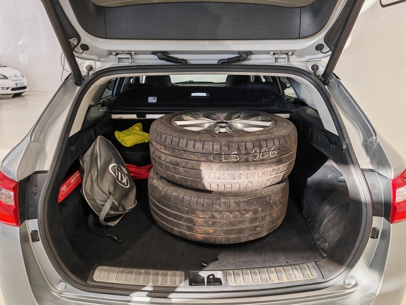 Kia Optima vaihtoauto