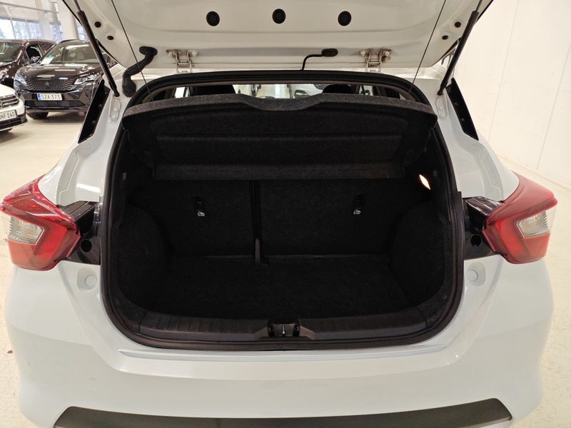 Nissan Micra vaihtoauto