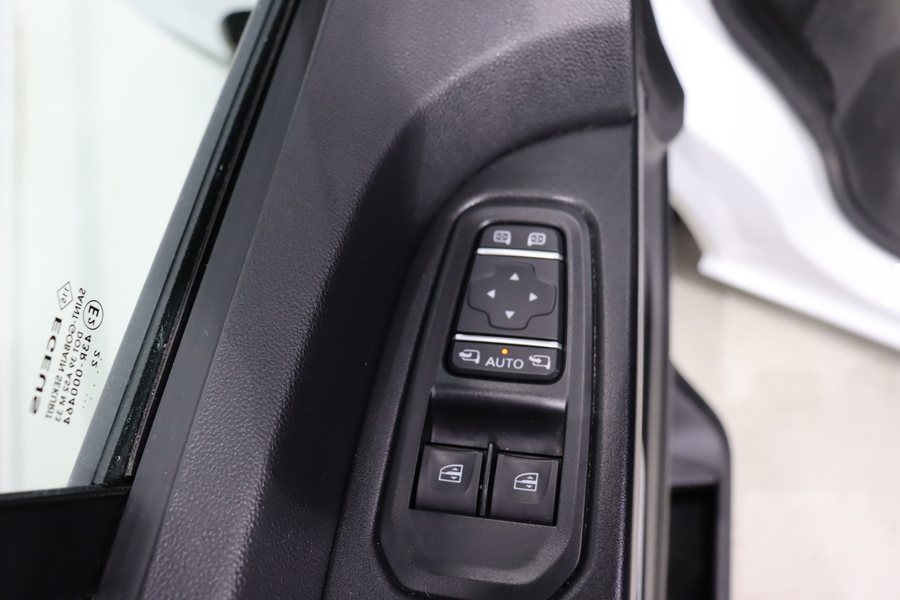 Nissan Primastar vaihtoauto