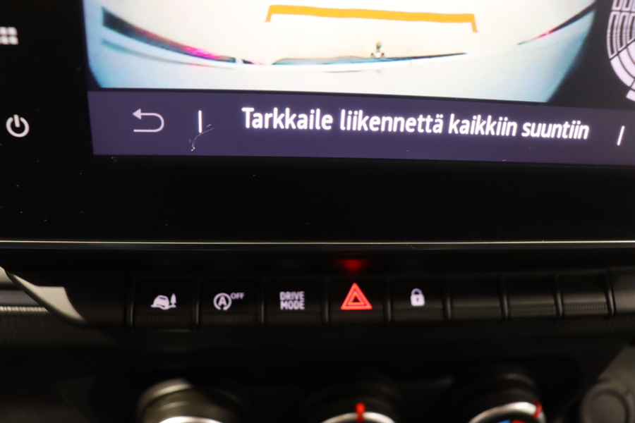 Nissan Primastar vaihtoauto