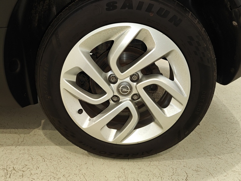 Opel Crossland X vaihtoauto