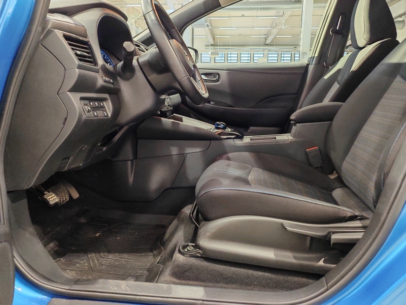 Nissan Leaf vaihtoauto