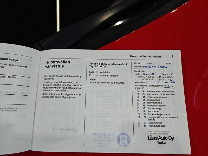 Opel Astra vaihtoauto