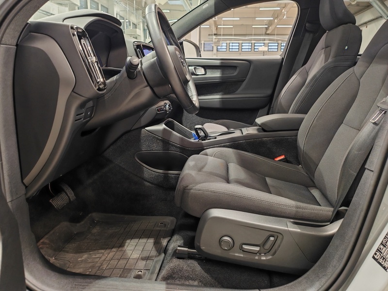 Volvo EX40 vaihtoauto