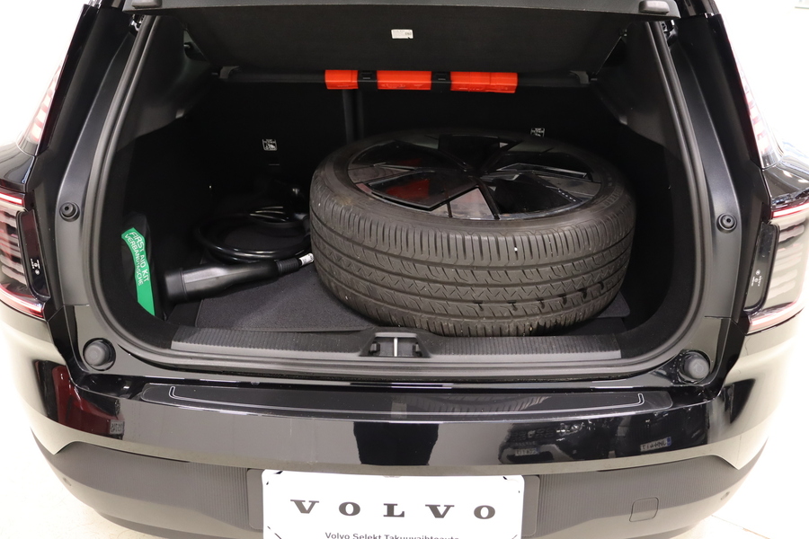 Volvo EX30 vaihtoauto