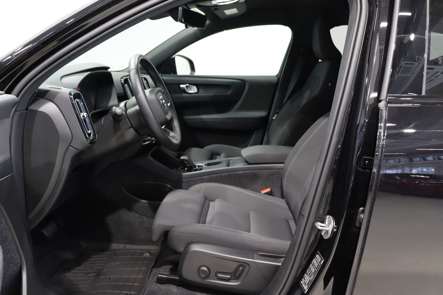 Volvo EX40 vaihtoauto