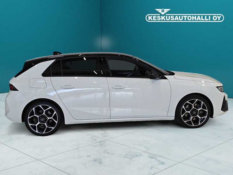 Opel Astra vaihtoauto