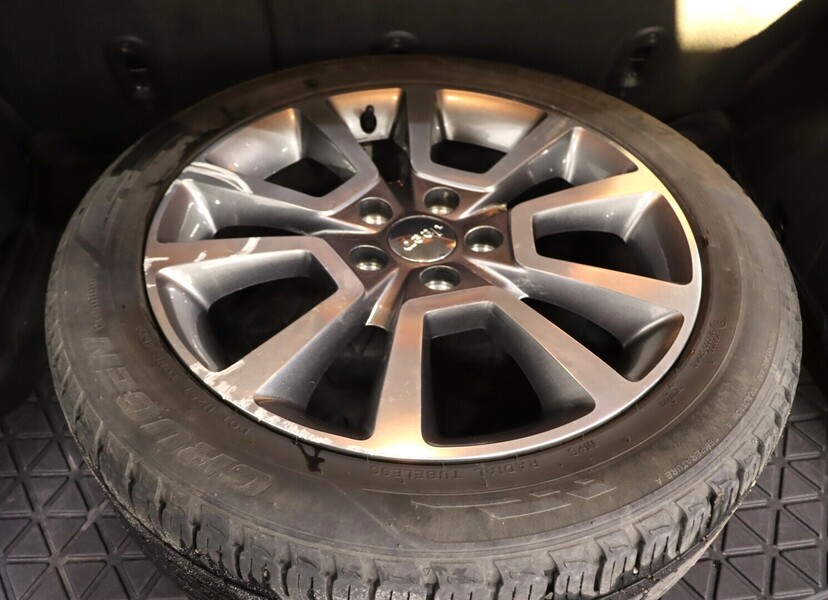 Jeep Compass vaihtoauto