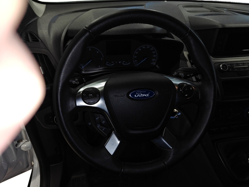 Ford Transit Connect vaihtoauto