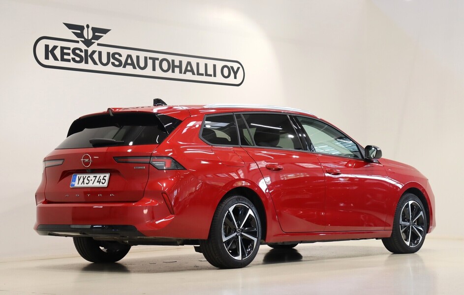 Opel Astra vaihtoauto