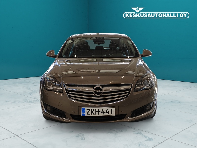 Opel Insignia vaihtoauto