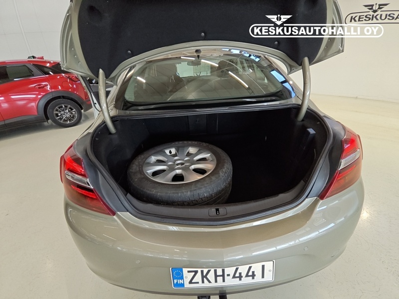 Opel Insignia vaihtoauto