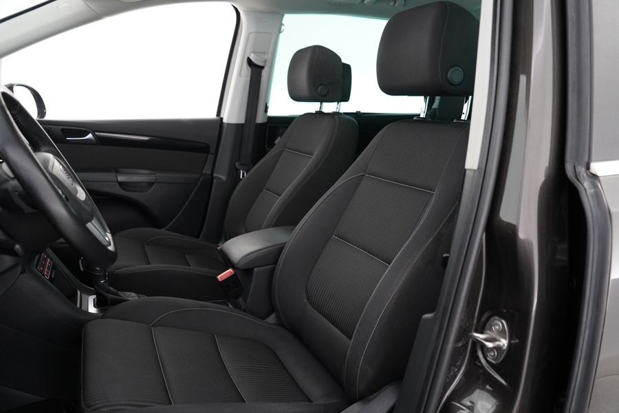 SEAT Alhambra vaihtoauto