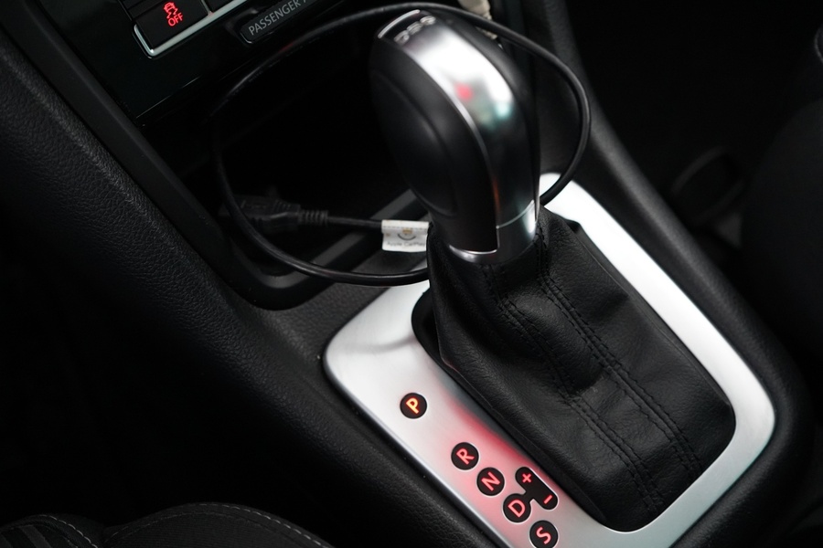 SEAT Alhambra vaihtoauto