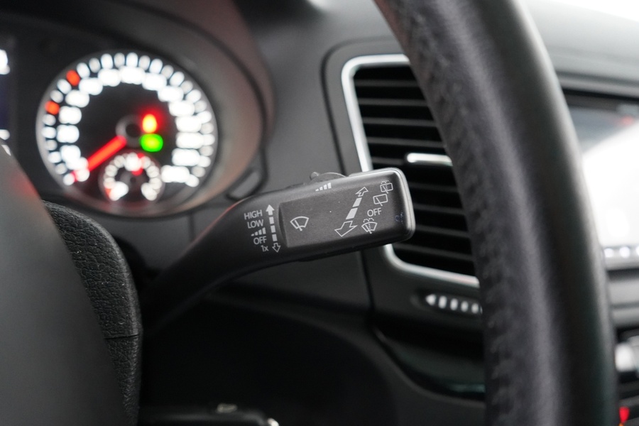 SEAT Alhambra vaihtoauto