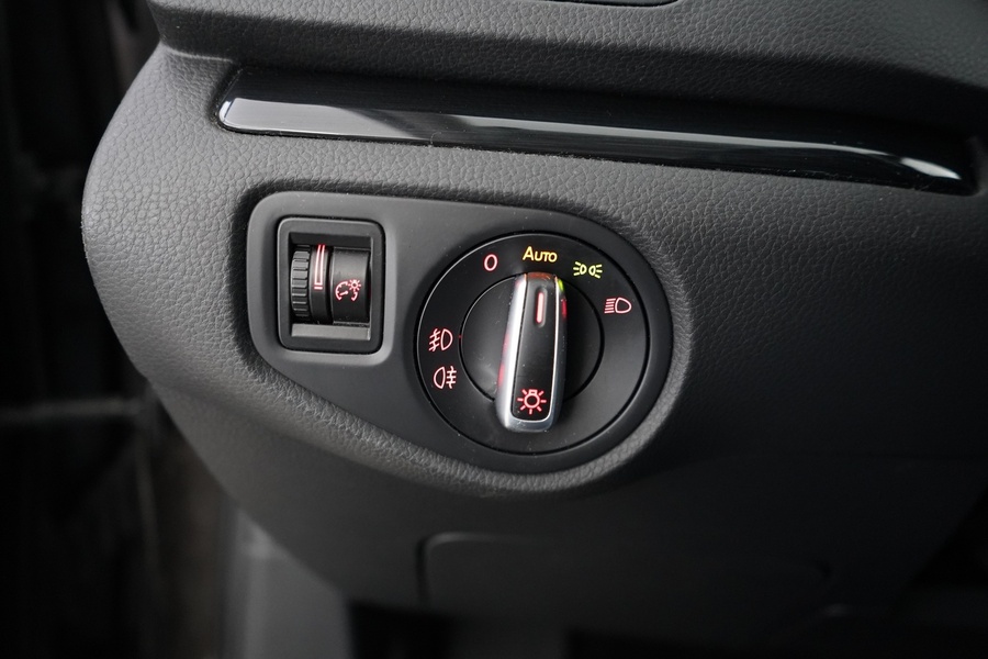 SEAT Alhambra vaihtoauto