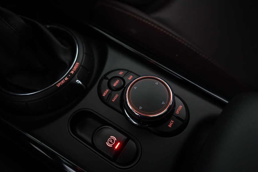 Mini Clubman vaihtoauto