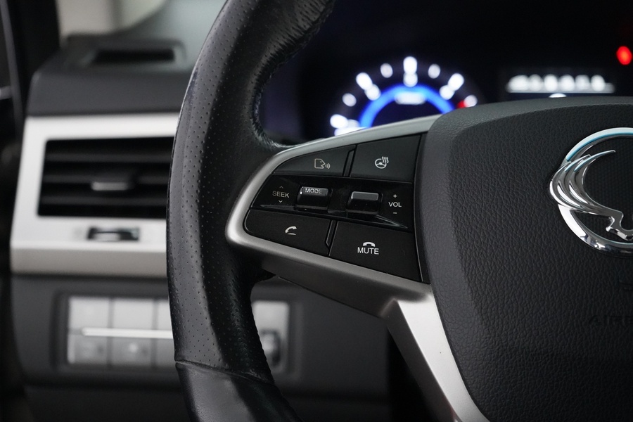 SsangYong Rexton vaihtoauto