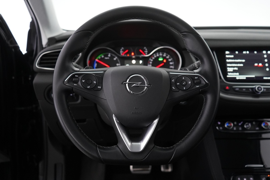 Opel Grandland X vaihtoauto