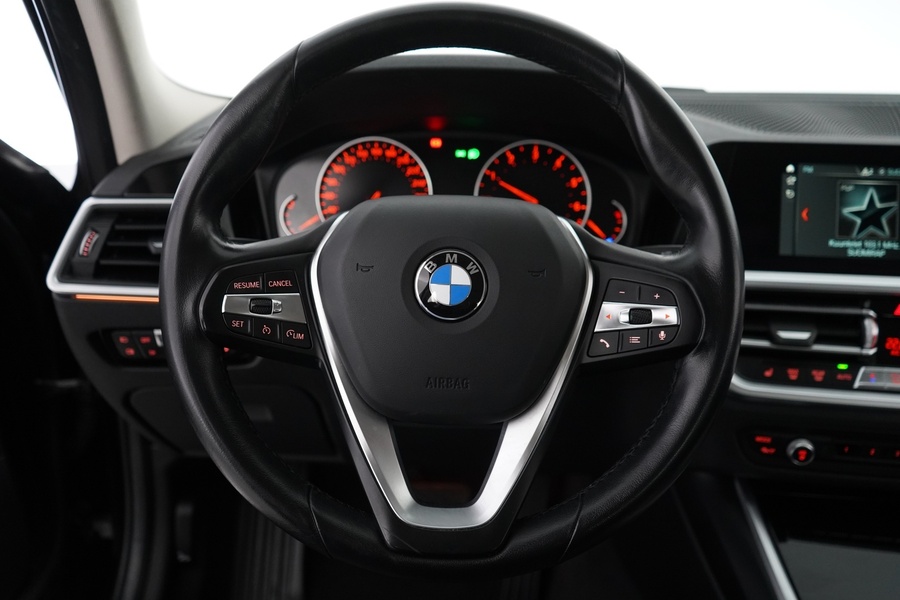BMW 320 vaihtoauto