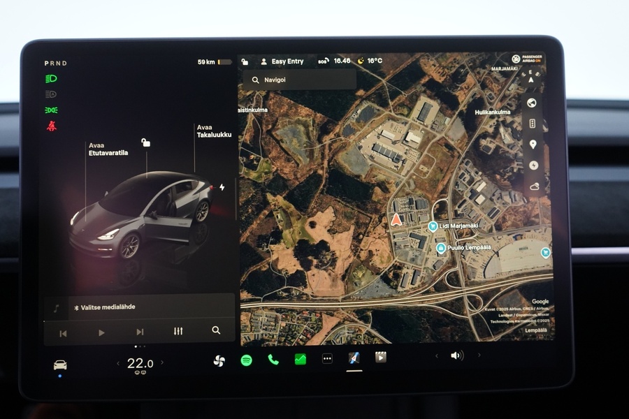 Tesla Model 3 vaihtoauto