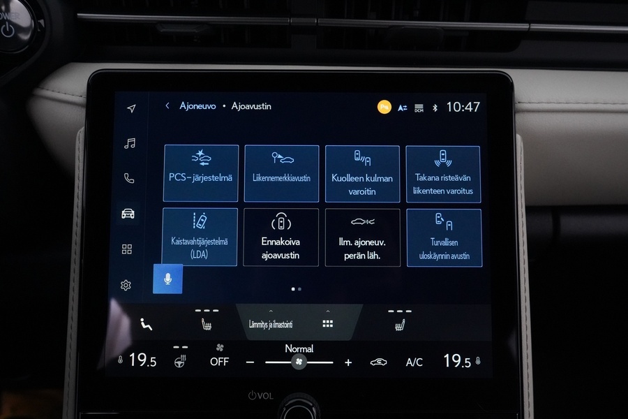 Lexus LBX vaihtoauto