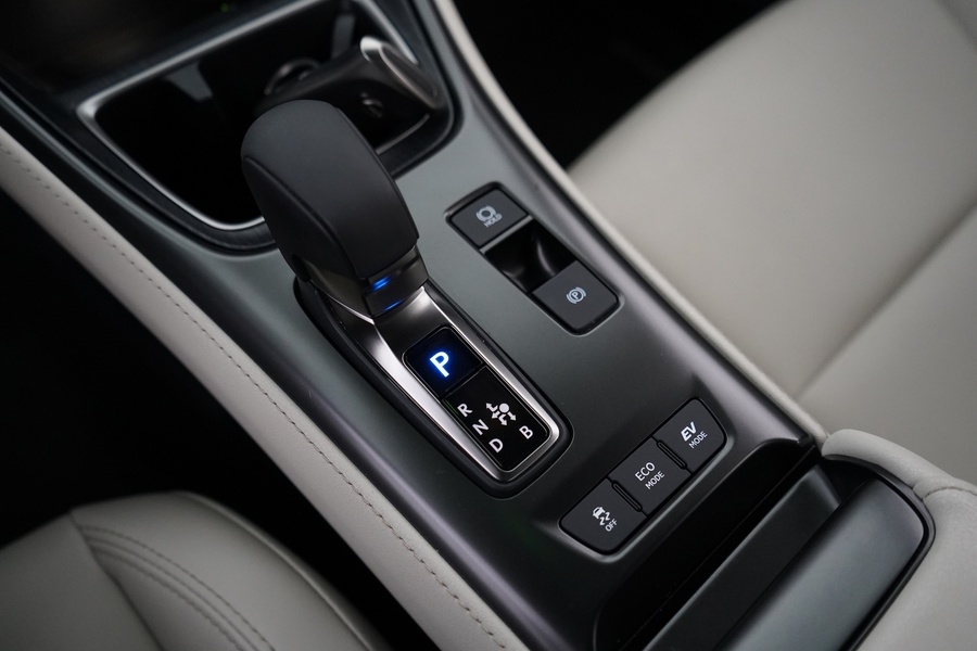 Lexus LBX vaihtoauto