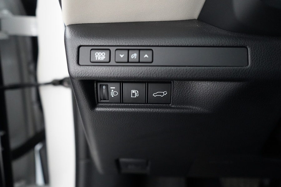 Lexus LBX vaihtoauto