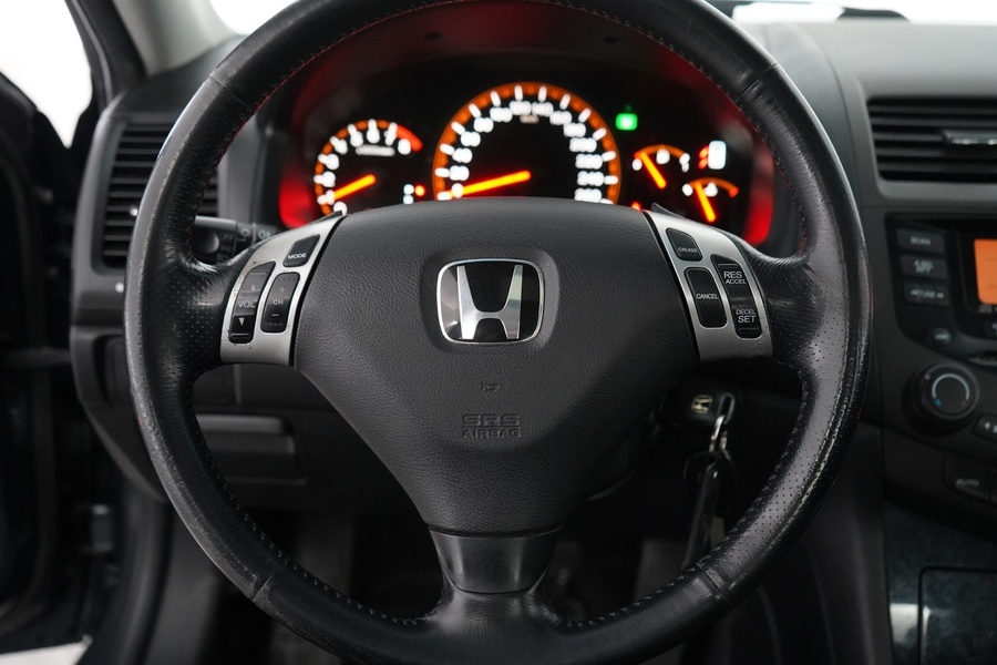 Honda Accord vaihtoauto