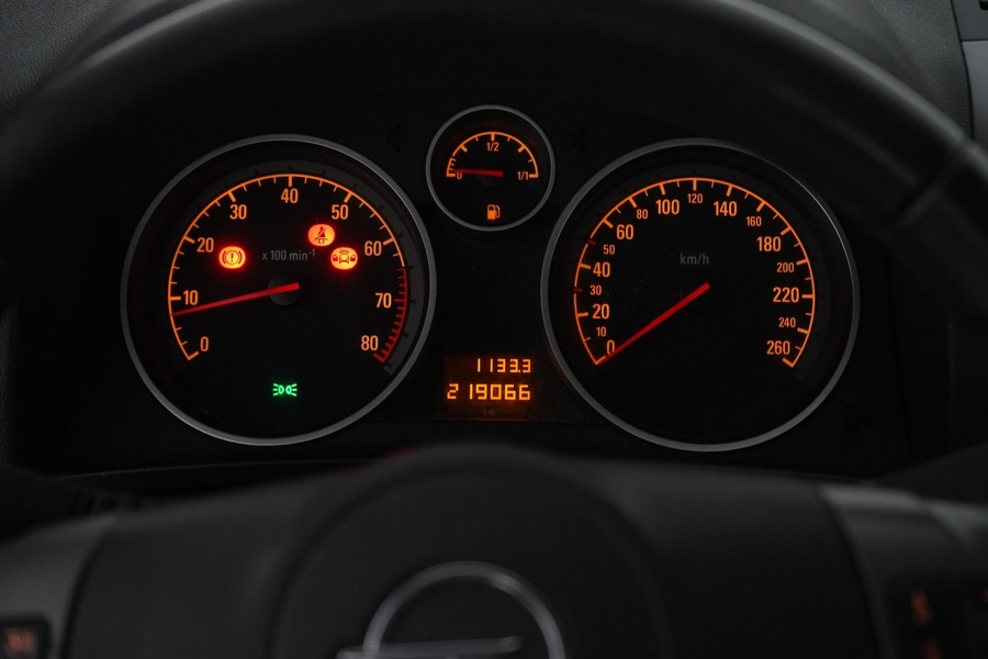 Opel Zafira vaihtoauto