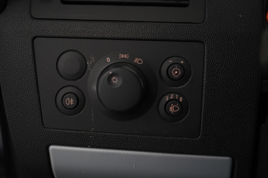 Opel Zafira vaihtoauto