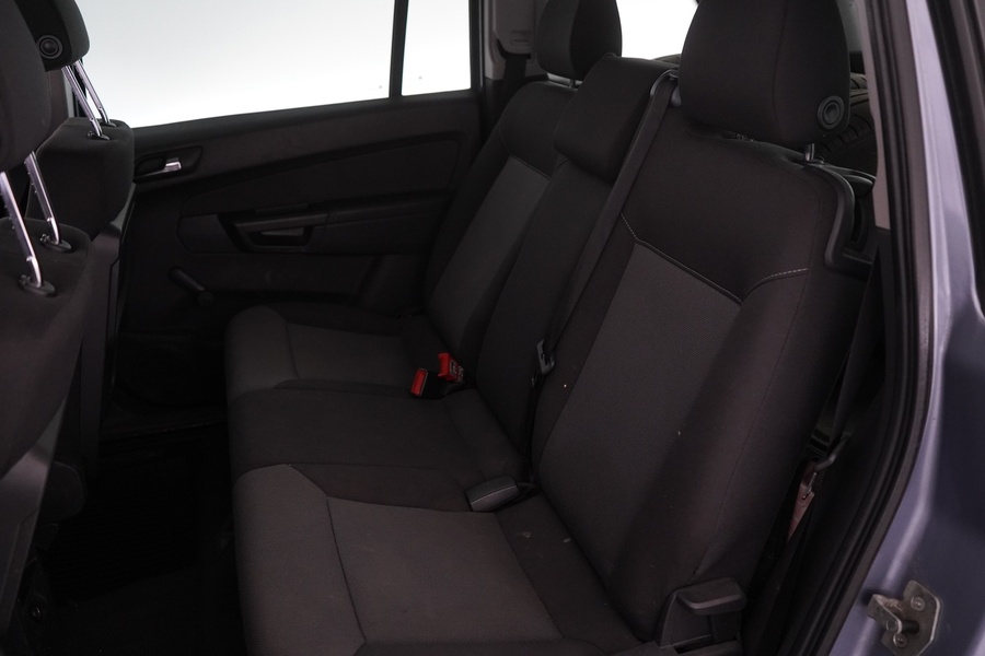 Opel Zafira vaihtoauto