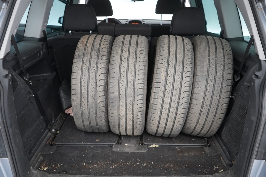 Opel Zafira vaihtoauto