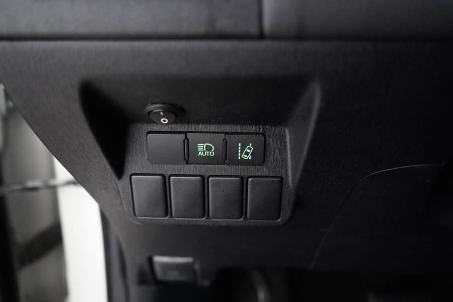 Toyota Prius+ vaihtoauto