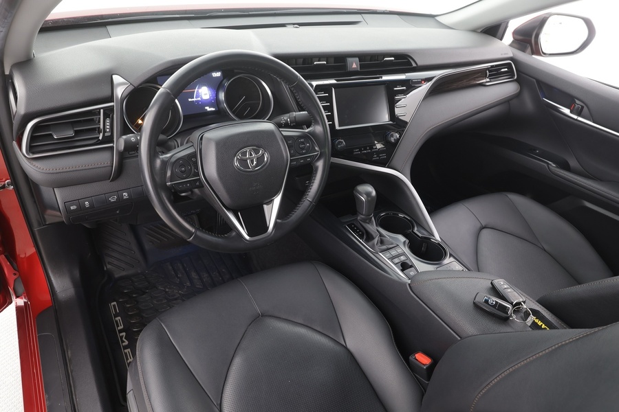 Toyota Camry vaihtoauto
