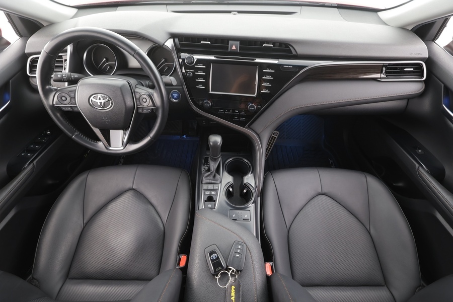 Toyota Camry vaihtoauto