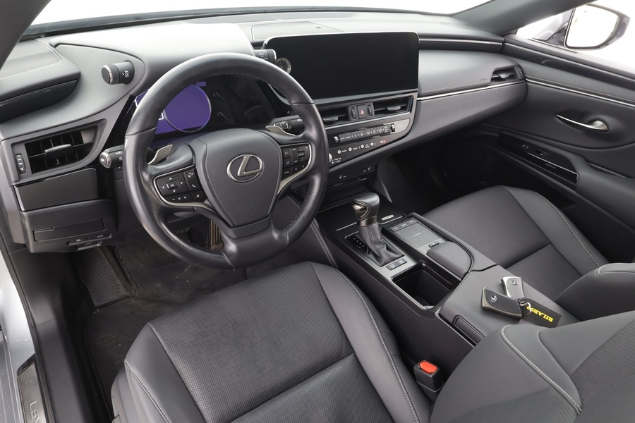 Lexus ES vaihtoauto