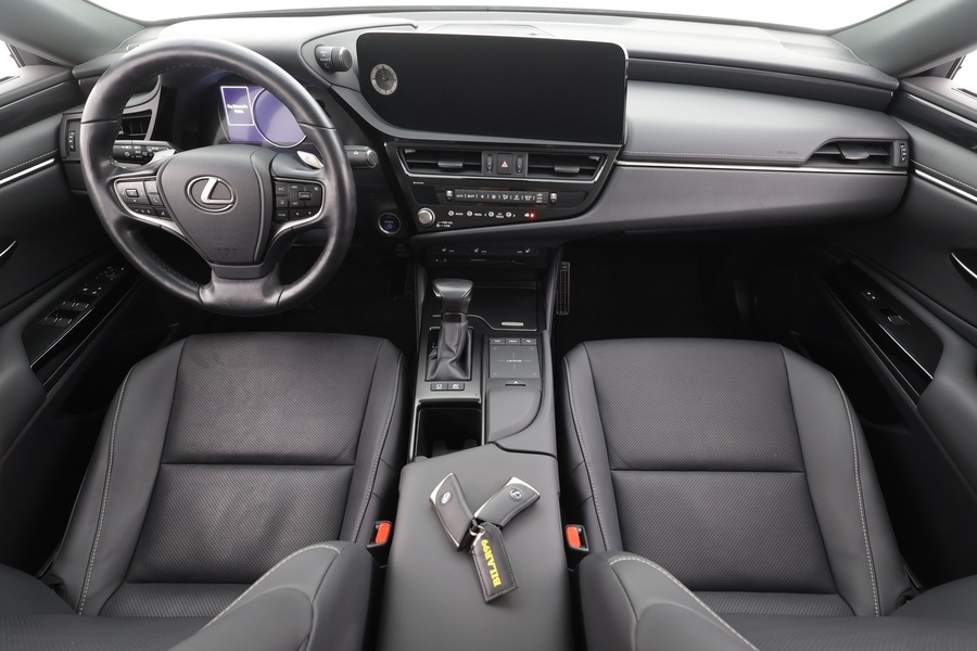 Lexus ES vaihtoauto