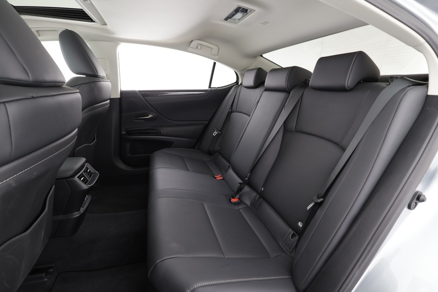 Lexus ES vaihtoauto