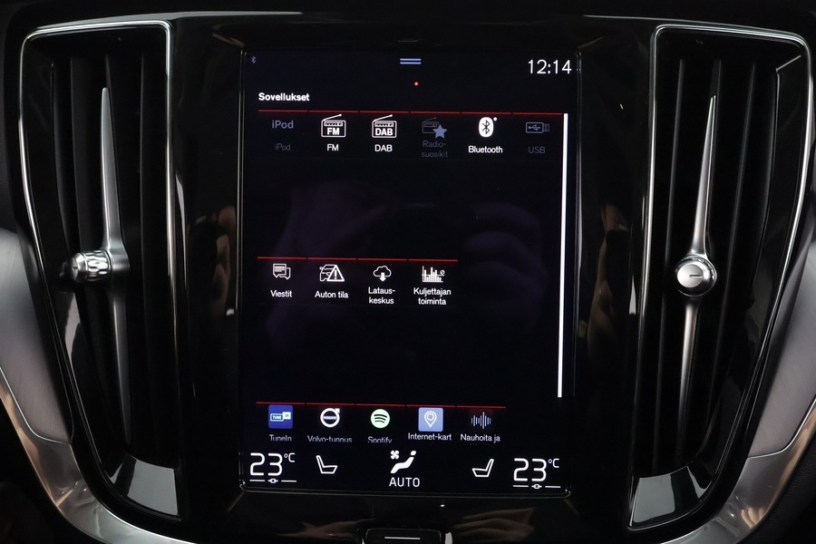 Volvo V60 vaihtoauto