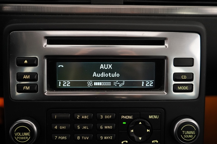 Volvo V70 vaihtoauto