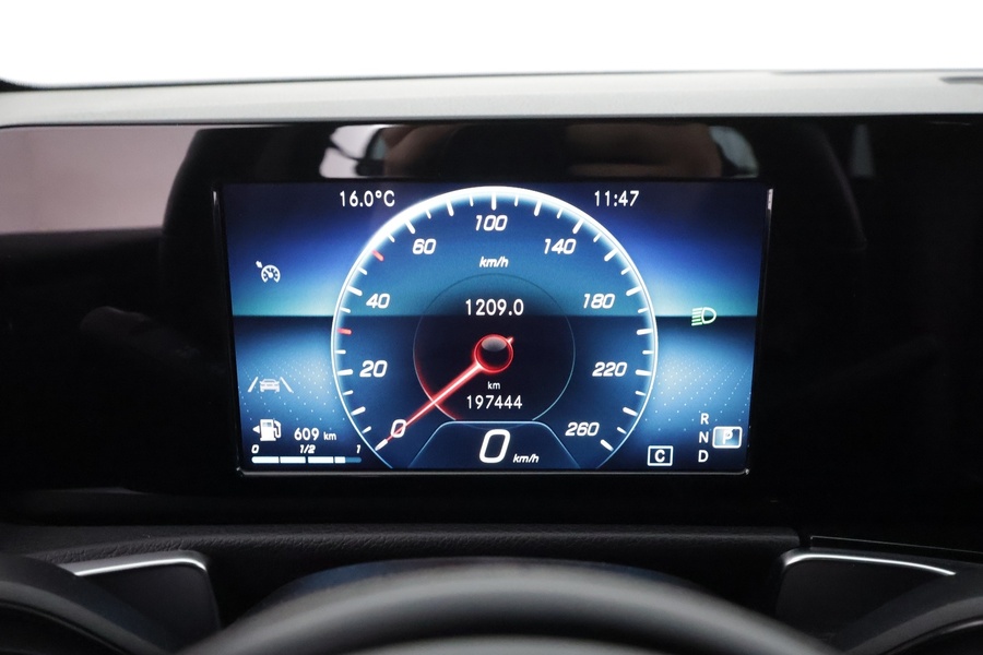 Mercedes-Benz GLB vaihtoauto