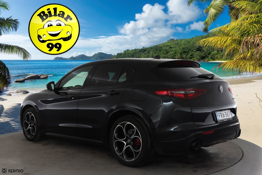 Alfa Romeo Stelvio vaihtoauto