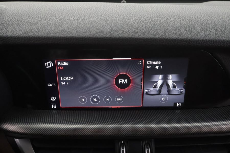 Alfa Romeo Stelvio vaihtoauto