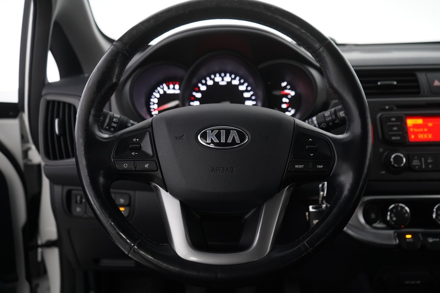 Kia Rio vaihtoauto