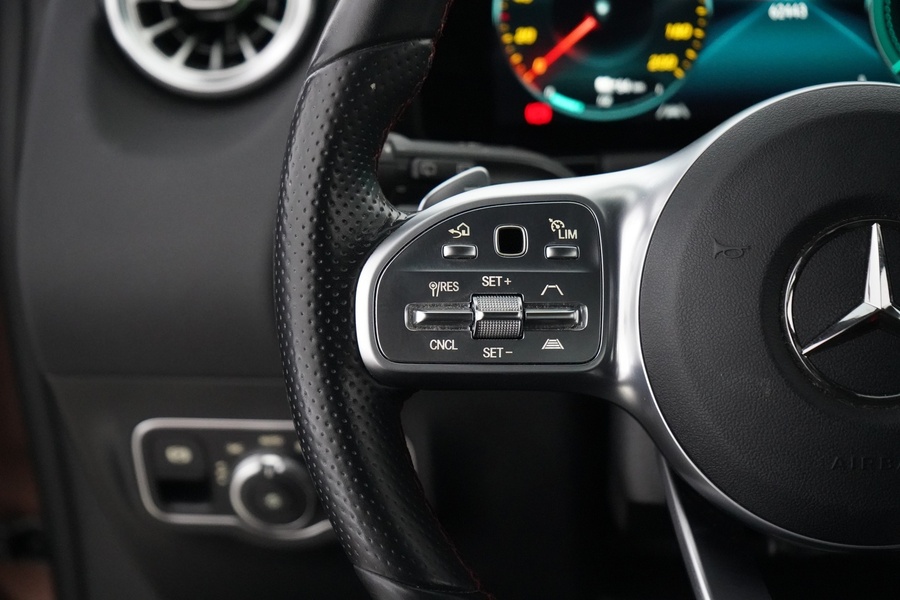 Mercedes-Benz EQA vaihtoauto