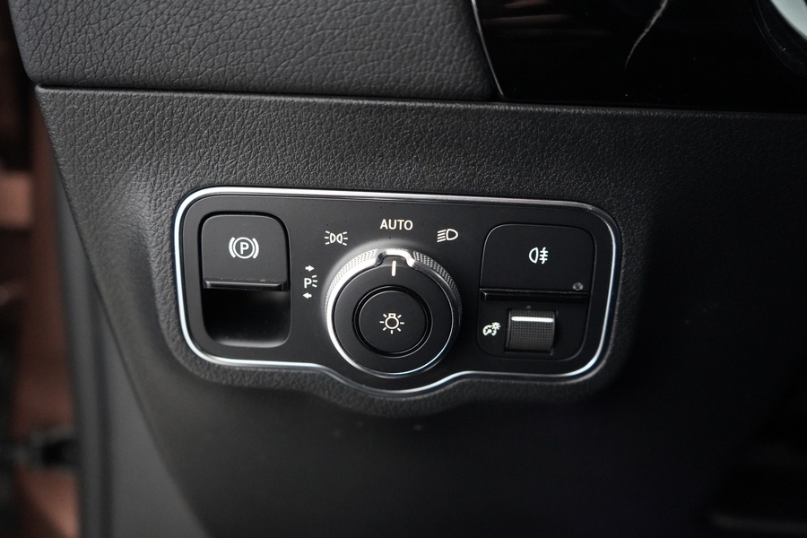 Mercedes-Benz EQA vaihtoauto