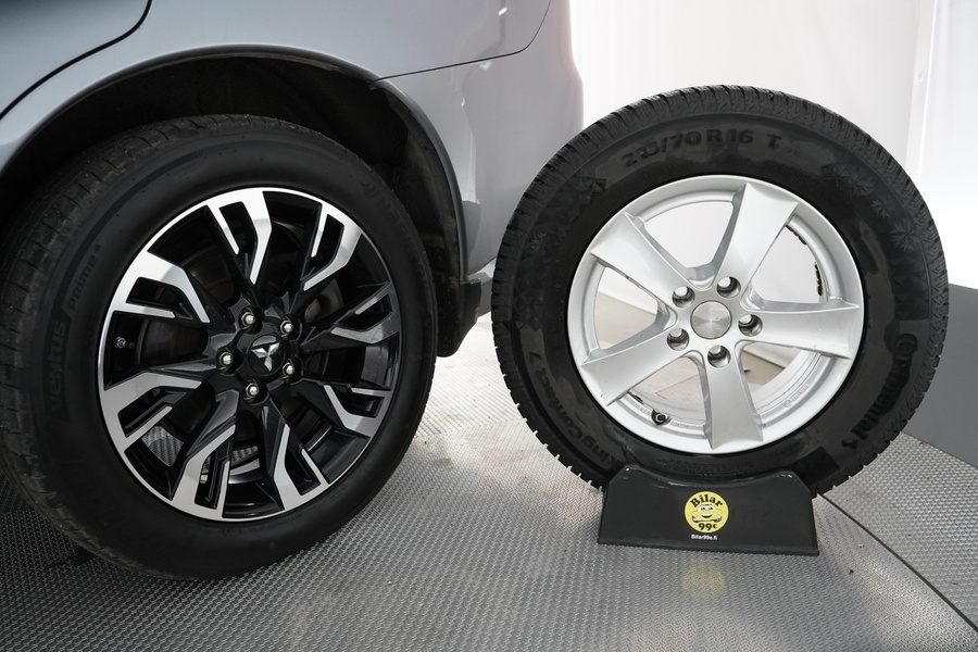 Mitsubishi Outlander PHEV vaihtoauto